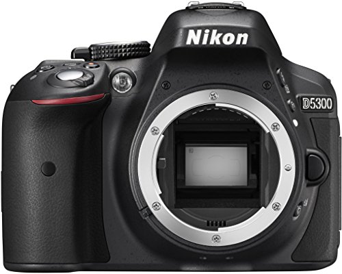 Nikon D5300 SLR-Digitalkamera (24,2 Megapixel, 8,1 cm (3,2 Zoll) LCD-Display, Full HD, HDMI, WiFi, GPS, AF-System mit 39 Messfeldern) Kit inkl. AF-S DX 18-105 VR Objektiv schwarz - 1