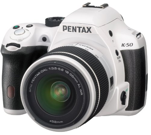Pentax K 50 SLR-Digitalkamera (16 Megapixel, APS-C CMOS Sensor, 1080p, Full HD, 7,6 cm (3 Zoll) Display, Bildstabilisator) weiß inkl. Objektiven DA L 18-55 mm WR & 50-200 mm WR - 3